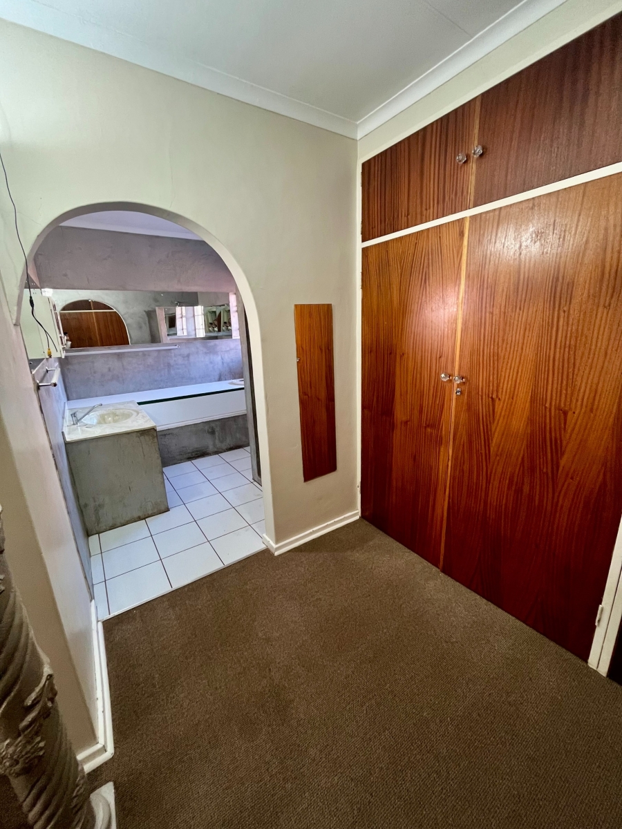4 Bedroom Property for Sale in Flamwood North West